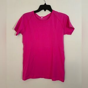 Pink short sleeve lululemon swiftly tech